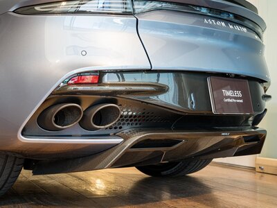2019 Aston Martin DBS SUPERLEGGERA 照片 27