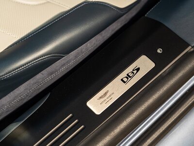 2019 Aston Martin DBS SUPERLEGGERA 照片 28