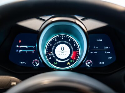 2019 Aston Martin DBS SUPERLEGGERA 照片 37
