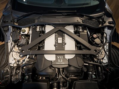 2019 Aston Martin DBS SUPERLEGGERA 照片 68