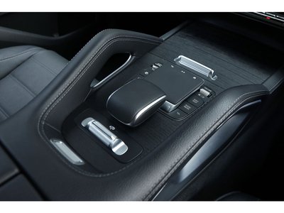 2023 Mercedes-BENZ GLS thumbnail 37