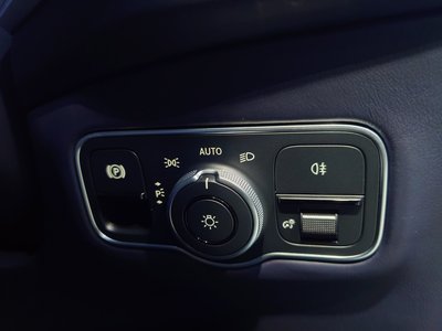2026 Aston Martin DBX photo 37