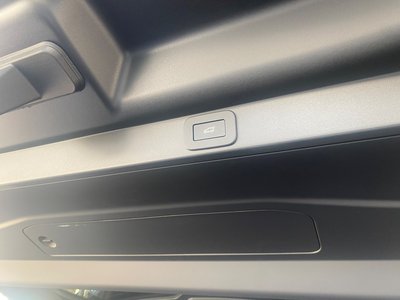 2026 LAND Rover RANGE ROVER thumbnail 33