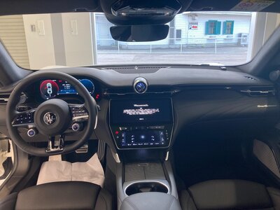 2024 Maserati GRANTURISMO 照片 7