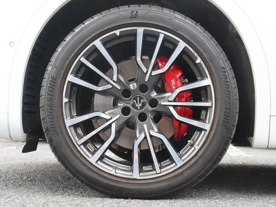 صورة مصغرة 18 لـ 2023 Maserati GRECALE