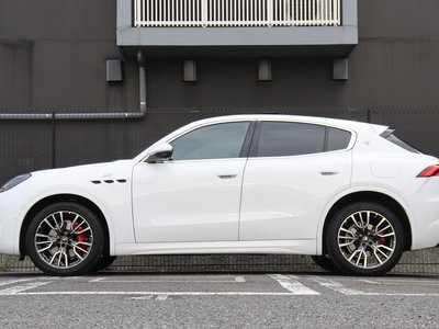 صورة مصغرة 6 لـ 2023 Maserati GRECALE