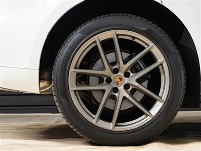 صورة مصغرة 8 لـ 2022 Porsche MACAN