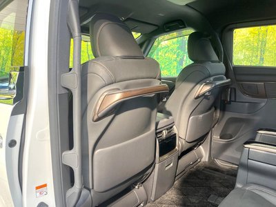 صورة 49 لـ 2023 Toyota ALPHARD