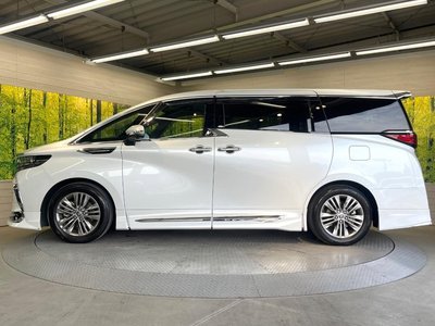صورة 67 لـ 2023 Toyota ALPHARD