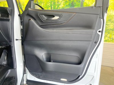 صورة 57 لـ 2023 Toyota ALPHARD