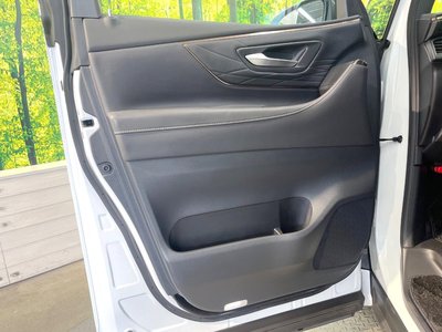 صورة 56 لـ 2023 Toyota ALPHARD
