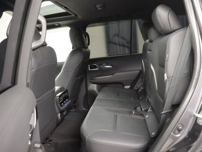 صورة 29 لـ 2021 Toyota LAND CRUISER 300