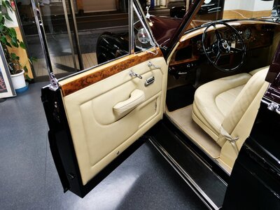 1967 ROLLS-ROYCE PHANTOM 照片 96