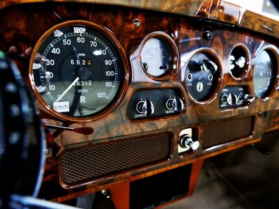 1967 ROLLS-ROYCE PHANTOM 照片 111