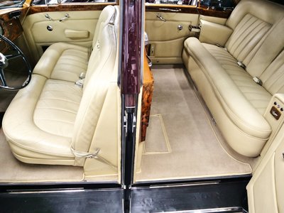 1967 ROLLS-ROYCE PHANTOM 照片 15
