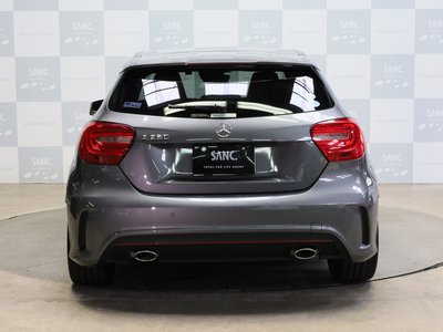 صورة 33 لـ 2014 Mercedes-BENZ A-CLASS