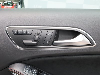 صورة 61 لـ 2014 Mercedes-BENZ A-CLASS