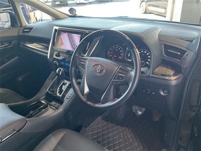 صورة 44 لـ 2021 Toyota ALPHARD