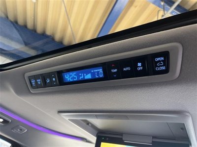 صورة 47 لـ 2021 Toyota ALPHARD