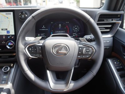 صورة مصغرة 20 لـ 2025 Lexus GX