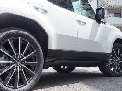 صورة مصغرة 42 لـ 2025 Lexus GX
