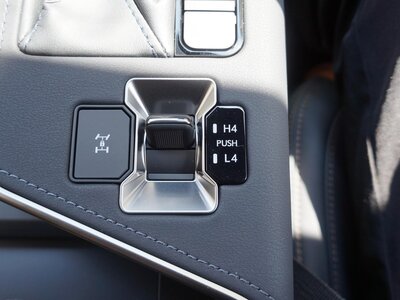 صورة مصغرة 72 لـ 2025 Lexus GX