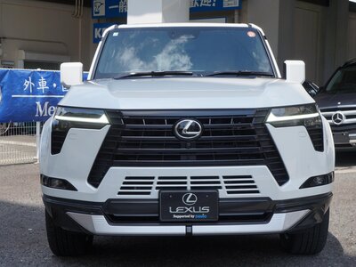 صورة مصغرة 130 لـ 2025 Lexus GX