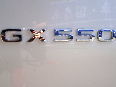 صورة مصغرة 144 لـ 2025 Lexus GX