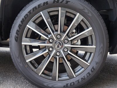 صورة مصغرة 156 لـ 2025 Lexus GX