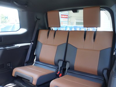 صورة مصغرة 84 لـ 2025 Lexus GX