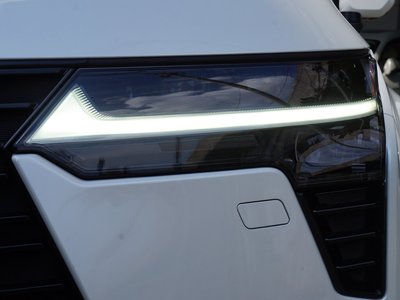 صورة مصغرة 145 لـ 2025 Lexus GX
