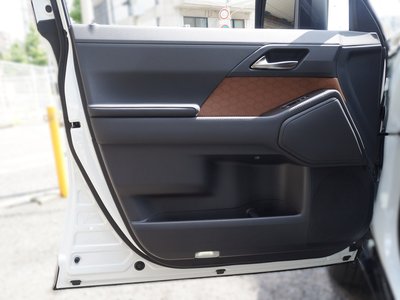 صورة مصغرة 44 لـ 2025 Lexus GX