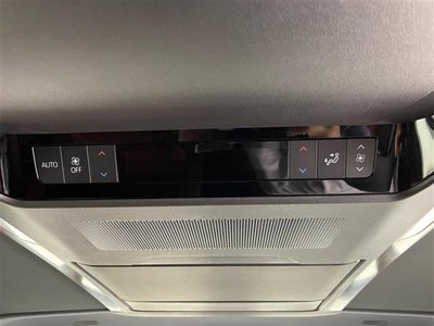 2025 Toyota VELLFIRE photo 27