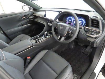 صورة 12 لـ 2025 Toyota CROWN ESTATE