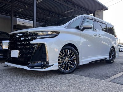 2024 Toyota VELLFIRE photo 1