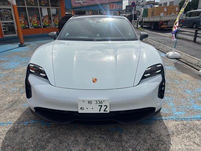 2022 Porsche TAYCAN photo 5