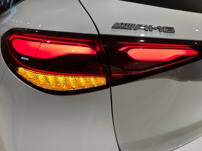 2025 Mercedes-BENZ GLC AMG thumbnail 45