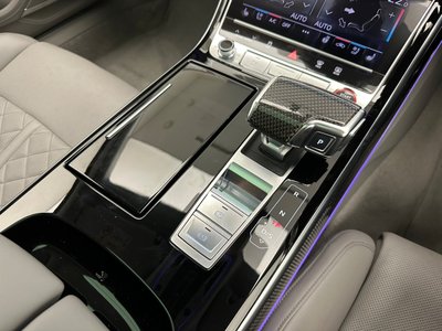 2022 AUDI S8 thumbnail 24