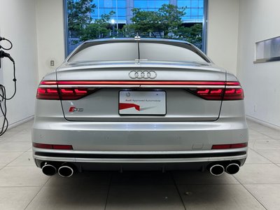 2022 AUDI S8 photo 8