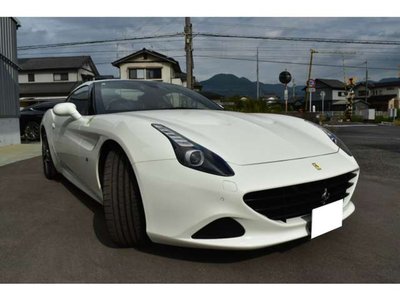 صورة 2 لـ 2014 Ferrari CALIFORNIA T
