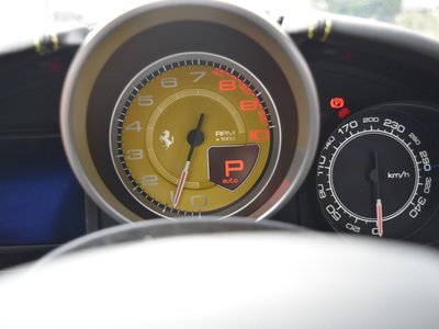 صورة 14 لـ 2014 Ferrari CALIFORNIA T