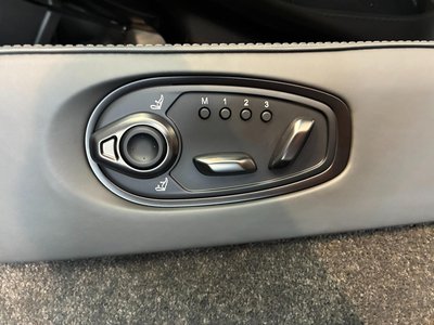 2026 Aston Martin VANTAGE 照片 36