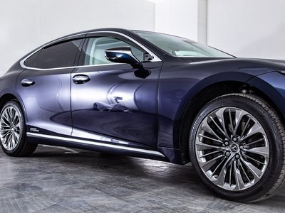 2022 Lexus LS thumbnail 23