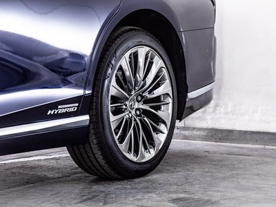 2022 Lexus LS thumbnail 40