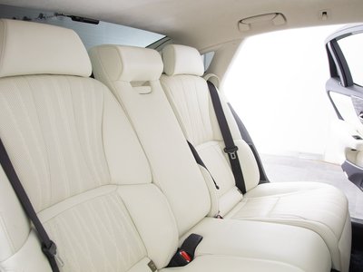 2022 Lexus LS thumbnail 52