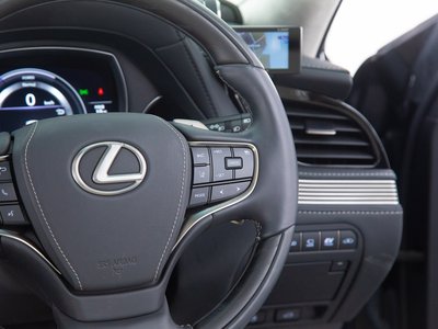 2022 Lexus LS thumbnail 46