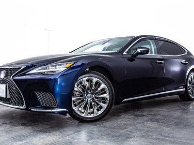 2022 Lexus LS photo 6