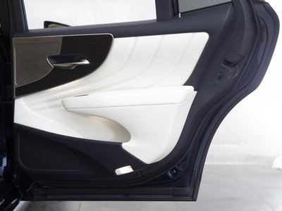 2022 Lexus LS thumbnail 58