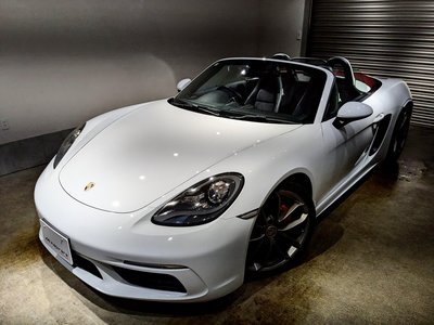 صورة 4 لـ 2016 Porsche 718