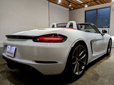 صورة 14 لـ 2016 Porsche 718